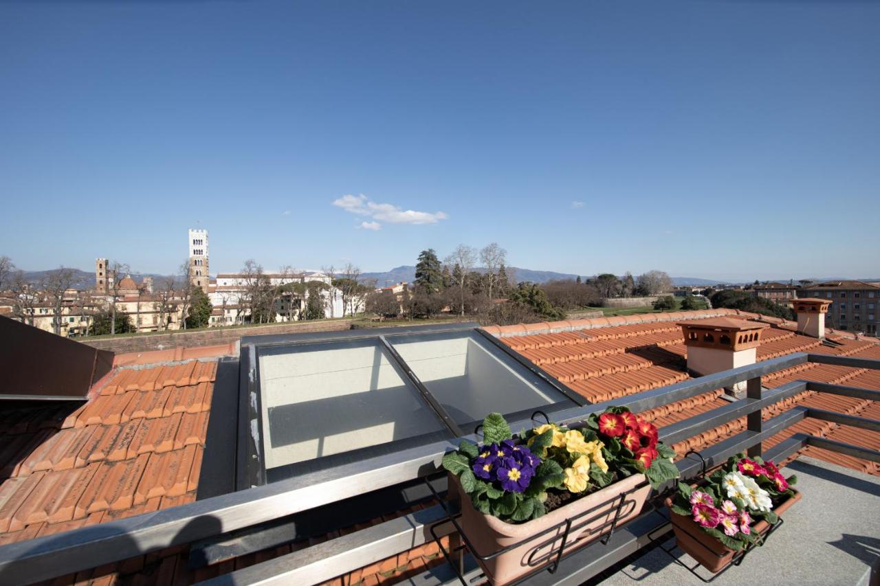 Rooftop Delight With Terrace Лукка Екстер'єр фото
