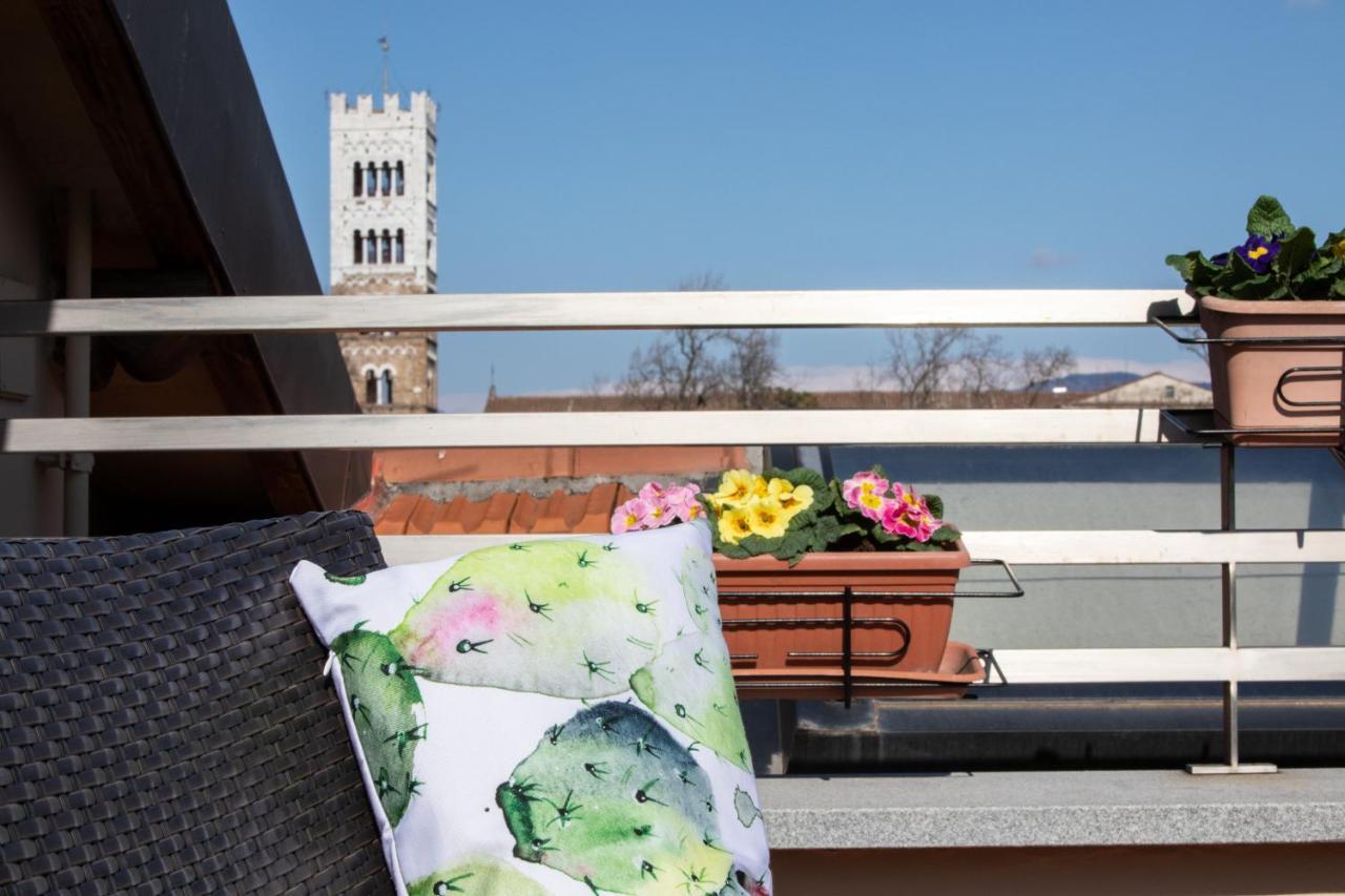 Rooftop Delight With Terrace Лукка Екстер'єр фото