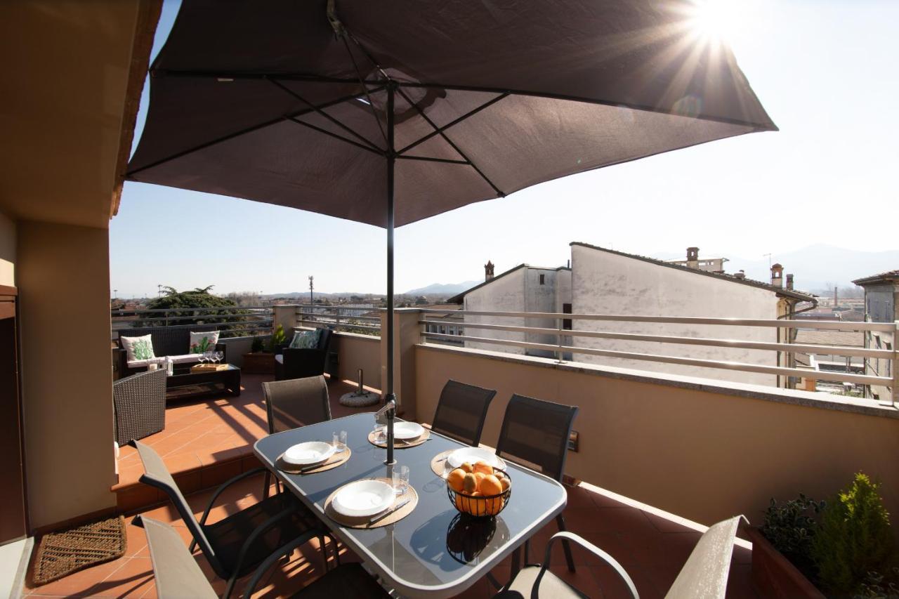 Rooftop Delight With Terrace Лукка Екстер'єр фото